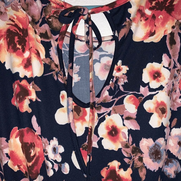 Floral romper very soft size m - Picture 3 of 6